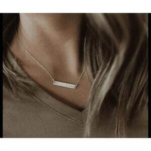 Mama Bear Stainless steel bar necklace